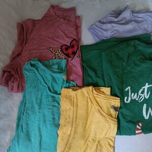 Bundle of 5 Womans Tops